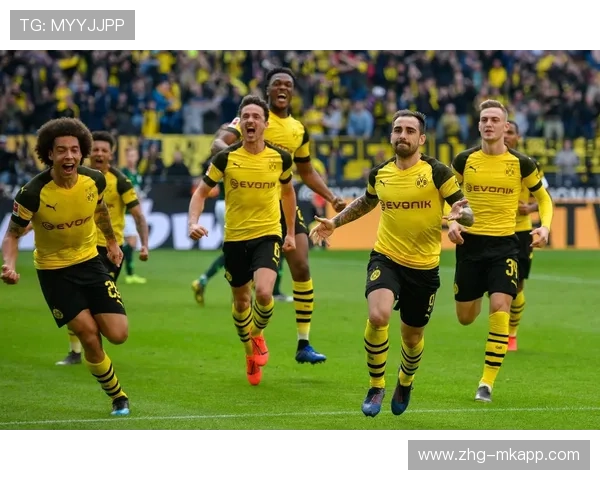 多特锋线互换成效显著，德甲积分紧咬不放